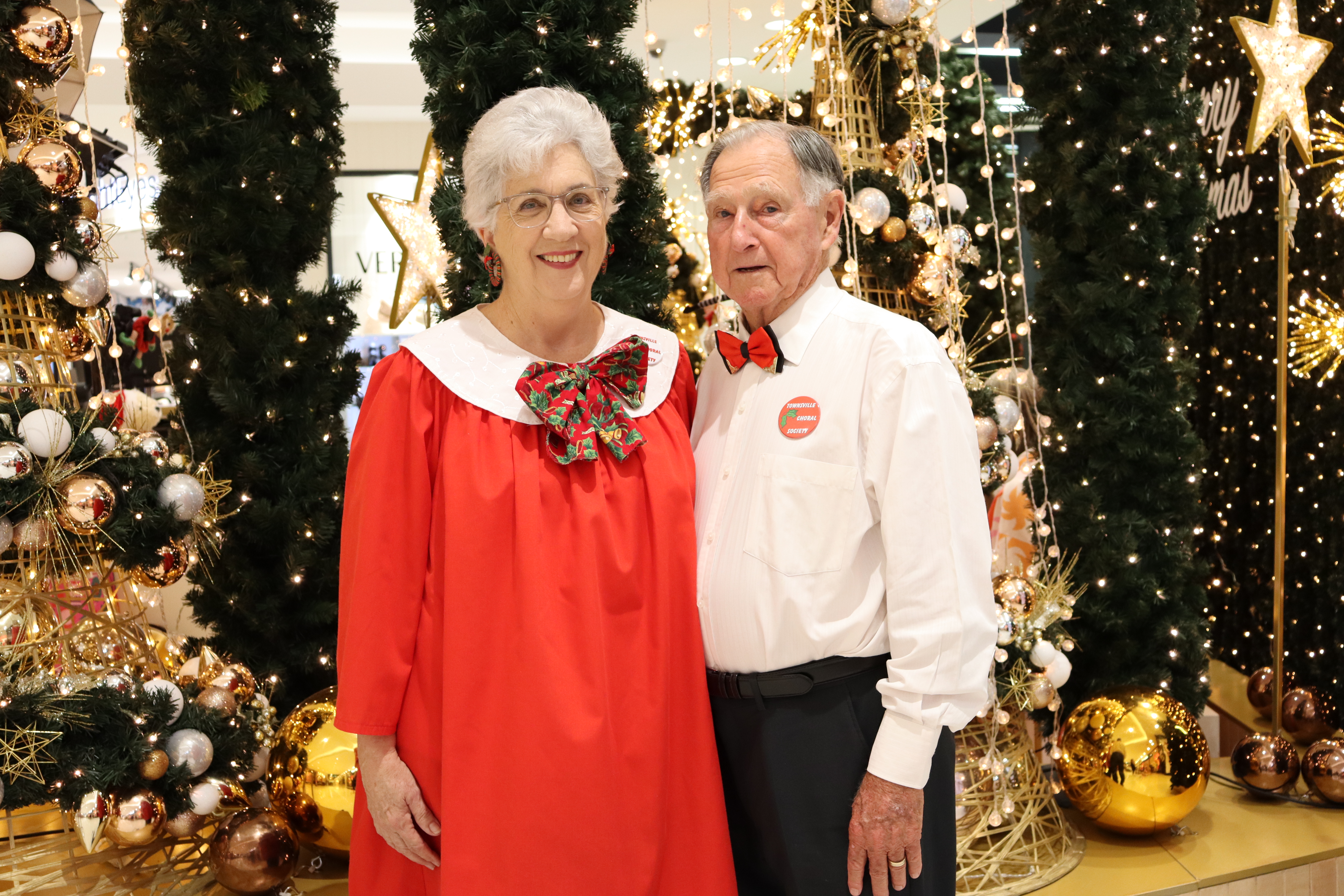 Kym and Rod Wilson lead the ChoralAires